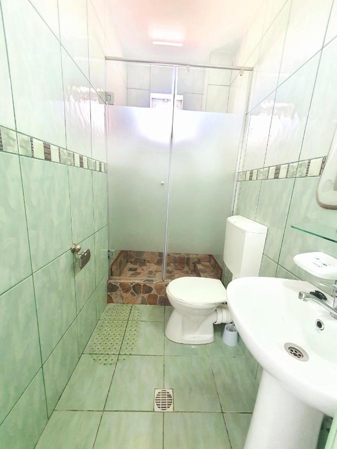 Vila Fery Costinesti Luaran gambar